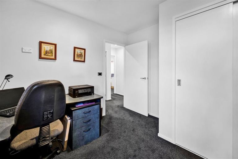 Photo of property in 15 Keene Drive, Bell Block, New Plymouth, 4312