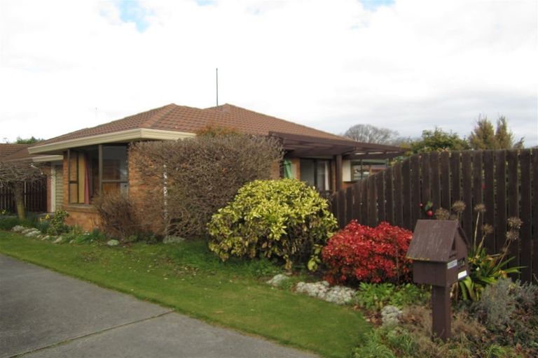Photo of property in 1/15 Topaz Place, Bishopdale, Christchurch, 8053
