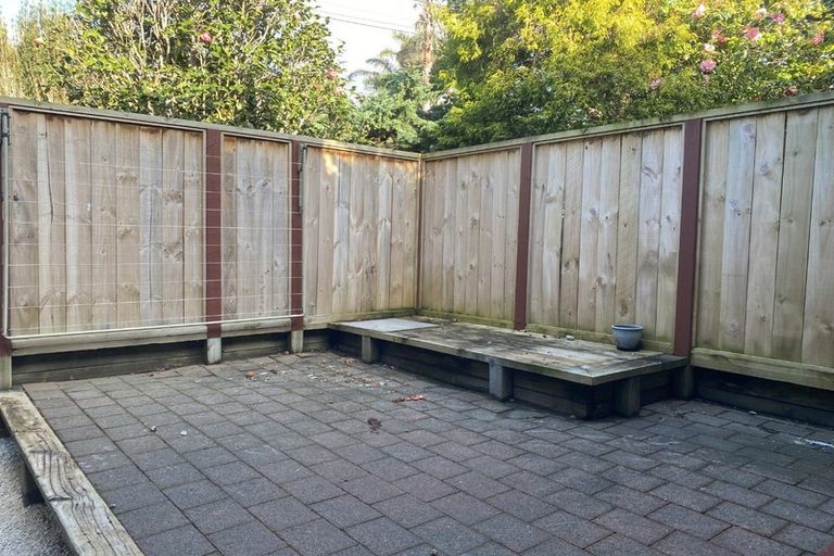 Photo of property in 1/33 Quebec Road, Milford, Auckland, 0620