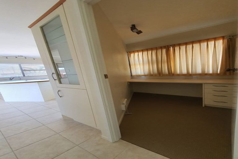 Photo of property in 227 Bucklands Beach Road, Bucklands Beach, Auckland, 2012