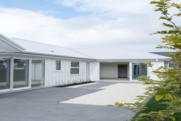 Photo of property in 99 Brookvale Road, Havelock North, 4130