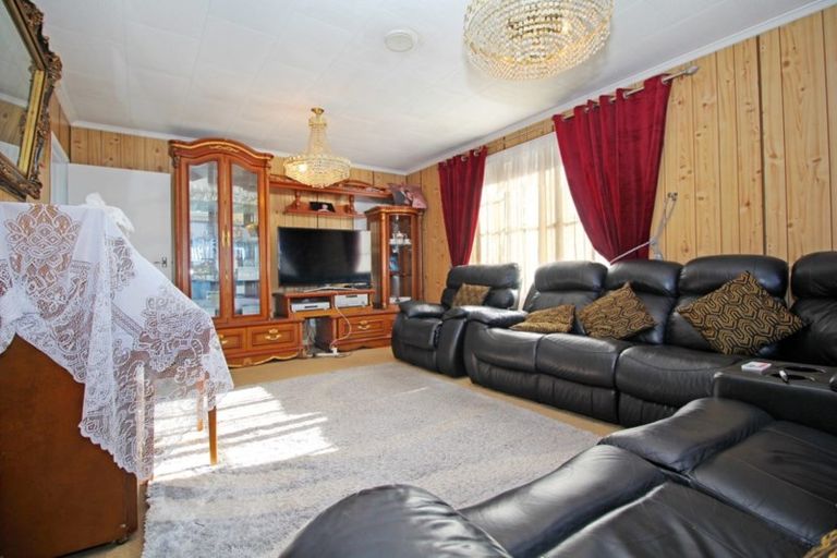 Photo of property in 48 Steven Street, Mangere East, Auckland, 2024