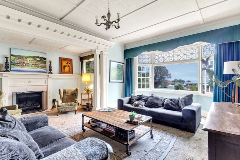 Photo of property in 353 Devon Street West, Lynmouth, New Plymouth, 4310