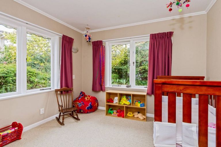 Photo of property in 13 Tahi Terrace, Glen Eden, Auckland, 0602