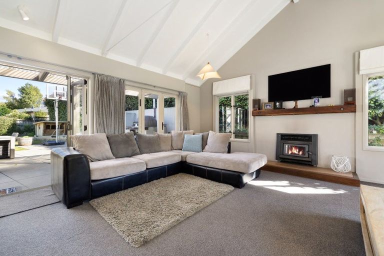 Photo of property in 18 Copper Beech Avenue, Frankton, Queenstown, 9300