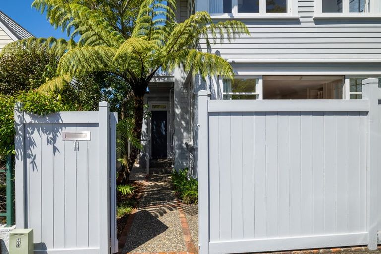 Photo of property in 11 Shelbourne Street, Nelson, 7010