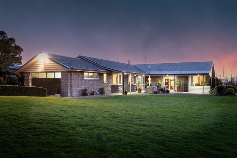 Photo of property in 286a Tipapakuku Road, Dannevirke, 4976