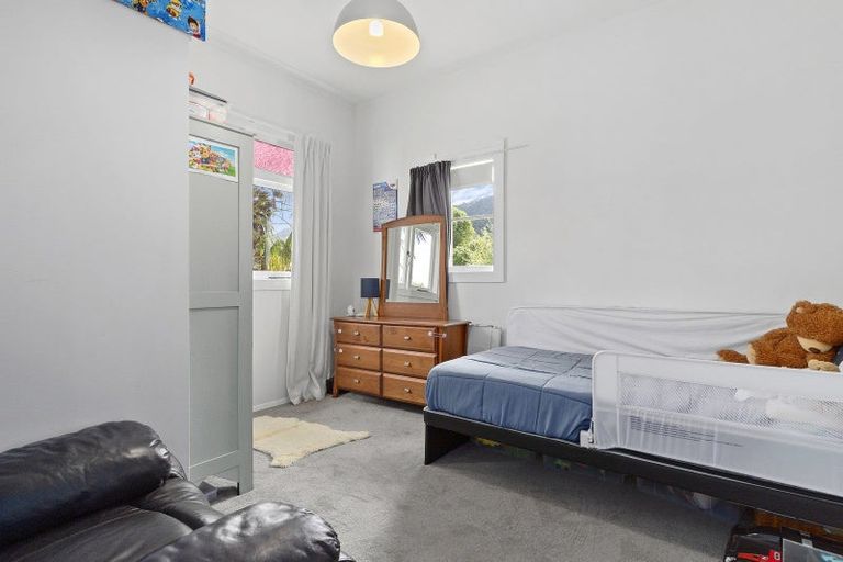 Photo of property in 14 Farmer Street, Te Aroha, 3320