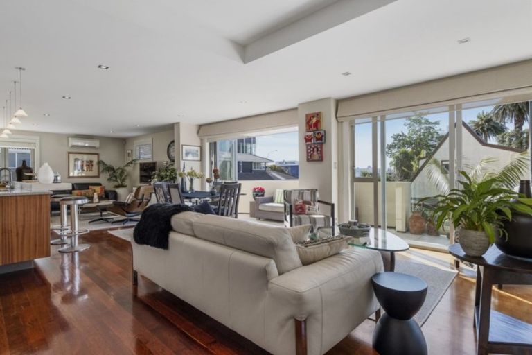 Photo of property in 3/14 First Avenue, Tauranga, 3110