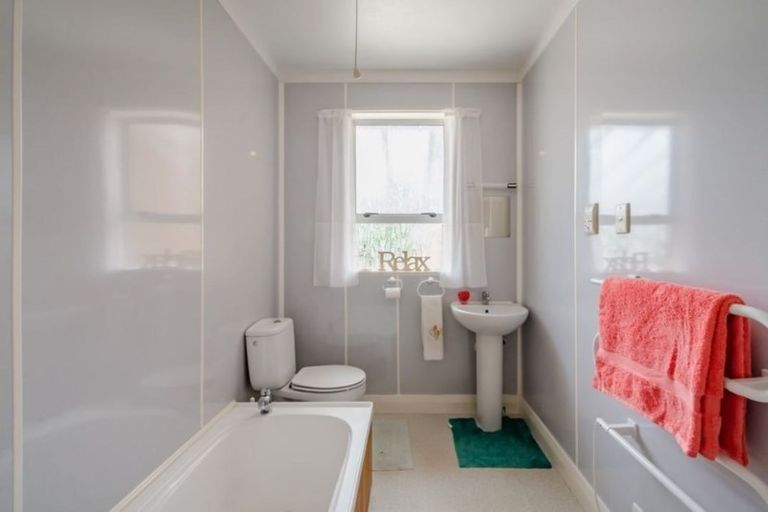 Photo of property in 123 Belvedere Avenue, Waikanae, 5036