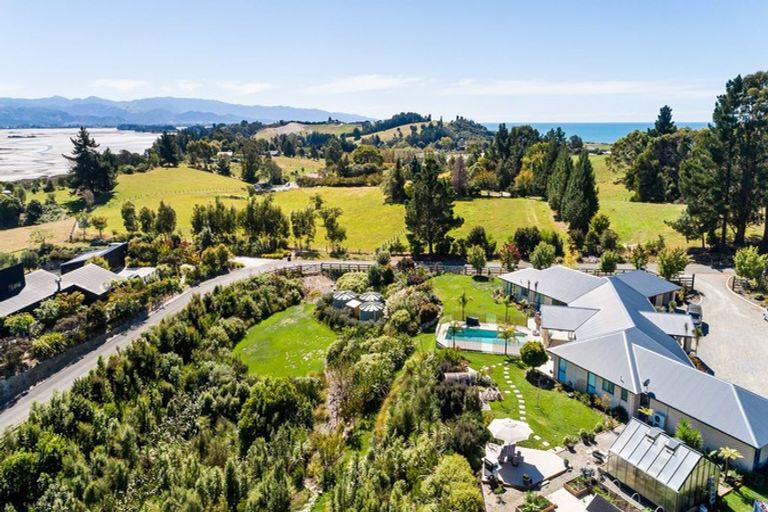 Photo of property in 12c Kina Beach Road, Tasman, Upper Moutere, 7173
