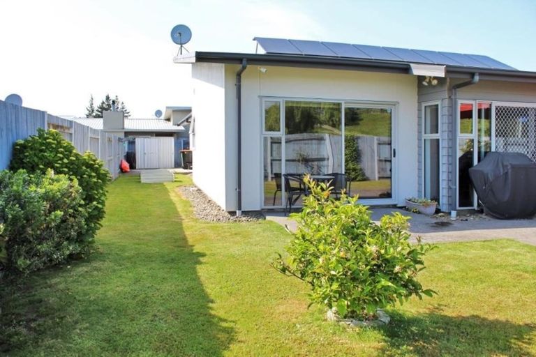 Photo of property in 1 Millbrook Place, Ashhurst, 4810