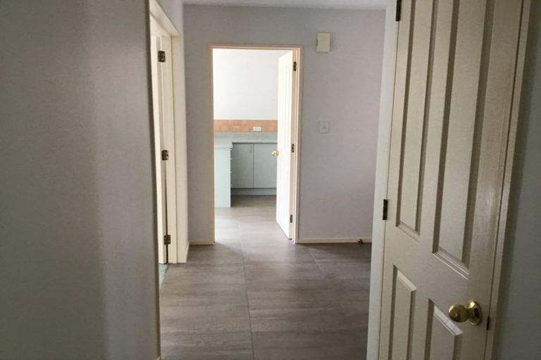 Photo of property in 17 Craig Place, Bridge Hill, Alexandra, 9320