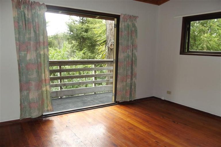 Photo of property in 5 Waipuia Place, Greenhithe, Auckland, 0632