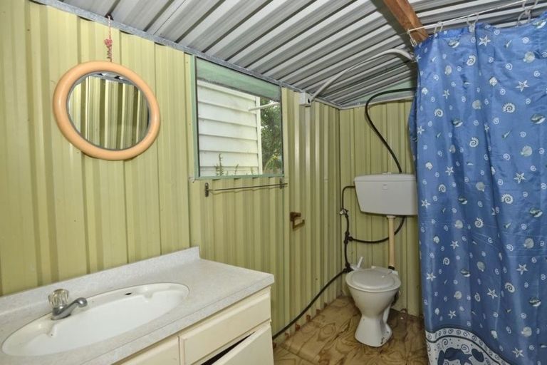 Photo of property in 33 Shearwater Street, One Tree Point, 0118