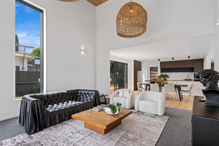 Photo of property in 22 Normans Road, Strowan, Christchurch, 8052