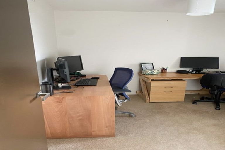 Photo of property in 8 Finlay Terrace, Mount Cook, Wellington, 6021