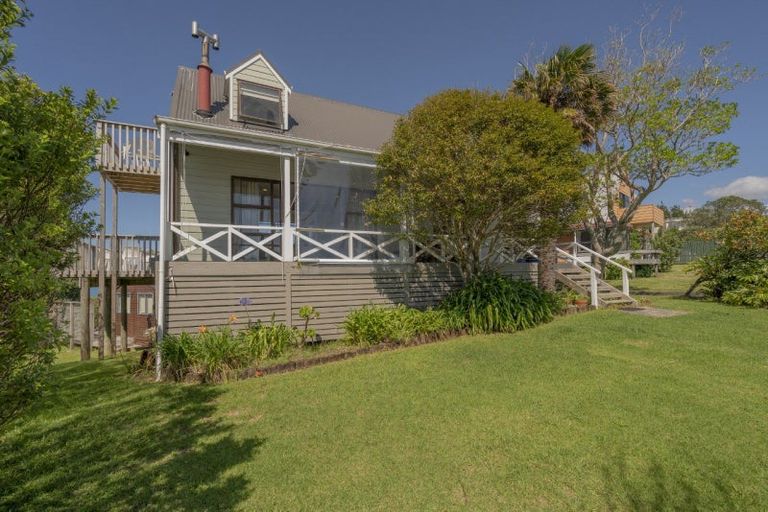 Photo of property in 441 Onemana Drive, Onemana, Whangamata, 3691