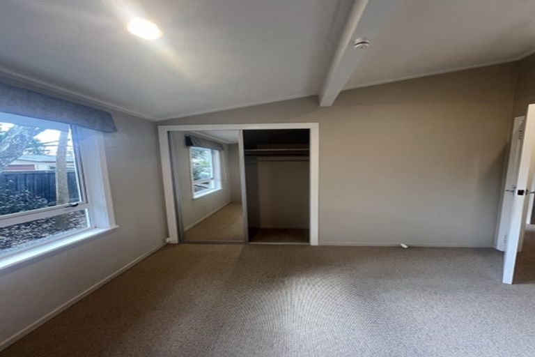 Photo of property in 8 Fleming Place, Chedworth, Hamilton, 3210