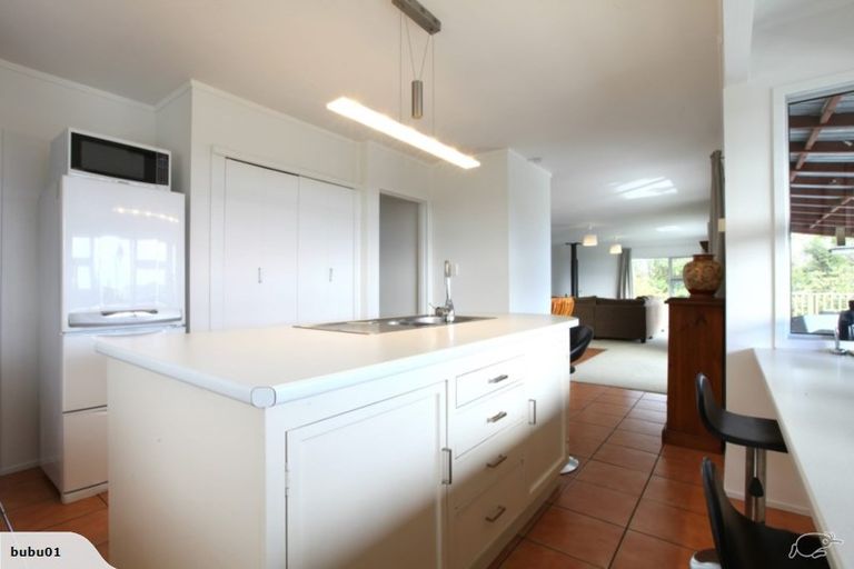 Photo of property in 6 Causeway Road, Haruru, 0204