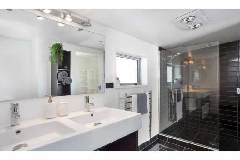 Photo of property in 7 Hoffman Court, Waikiwi, Invercargill, 9810