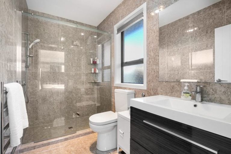 Photo of property in 330 Harbourside Drive, Karaka, Papakura, 2113