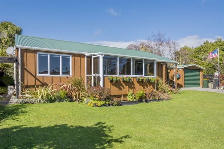 Photo of property in 170 Tiro Tiro Road, Levin, 5510