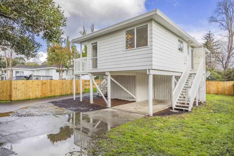 Photo of property in 1/50 Borich Road, Sunnyvale, Auckland, 0612