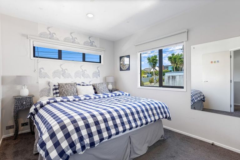 Photo of property in 17 Burns Avenue, Takapuna, Auckland, 0622