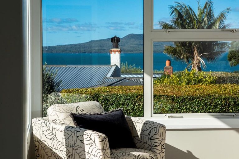 Photo of property in 223a Hurstmere Road, Takapuna, Auckland, 0622