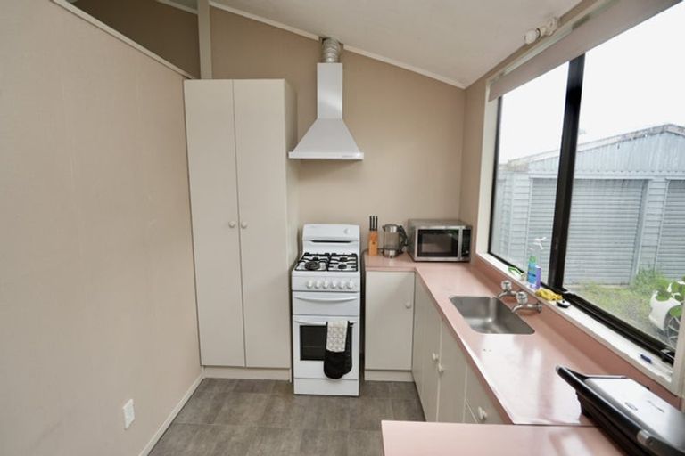 Photo of property in 20 Tiller Close, Kelvin Grove, Palmerston North, 4414