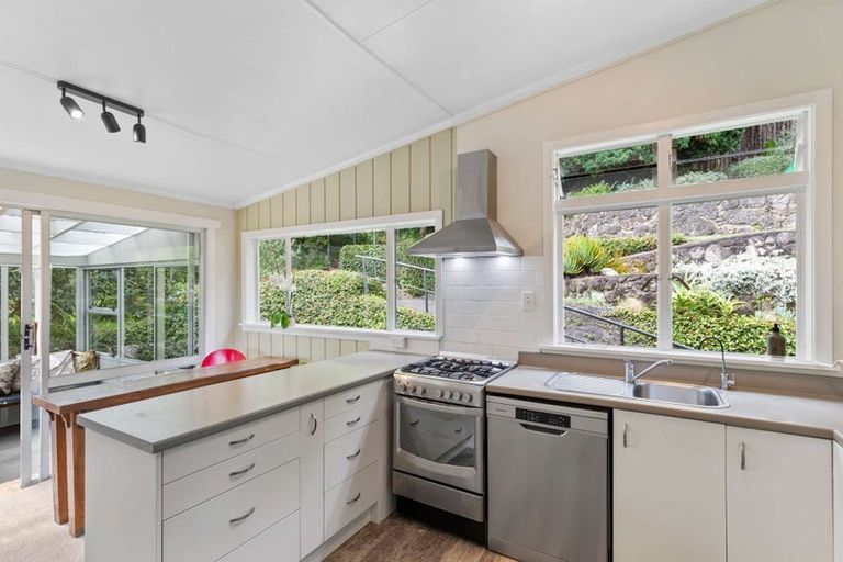 Photo of property in 32 Wairere Road, Bastia Hill, Whanganui, 4500