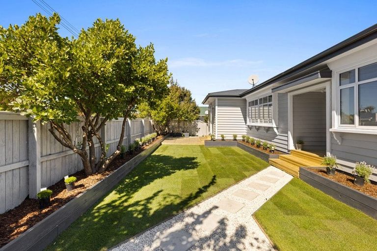 Photo of property in 1/28a Garvins Road, Hornby, Christchurch, 8042