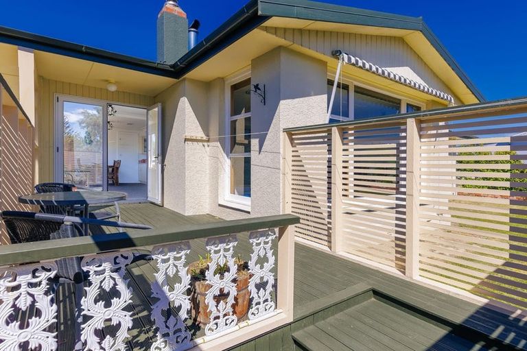 Photo of property in 35 Rhodes Street, Waimate, 7924