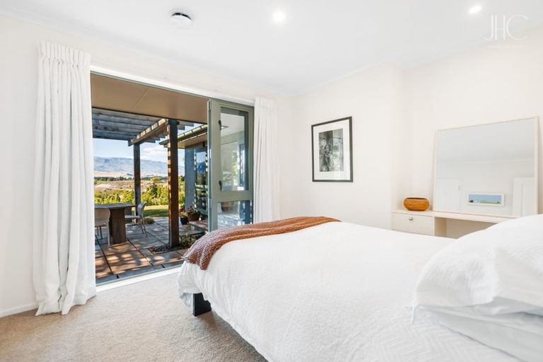 Photo of property in 15a Cairnmuir Road, Nevis, Cromwell, 9384