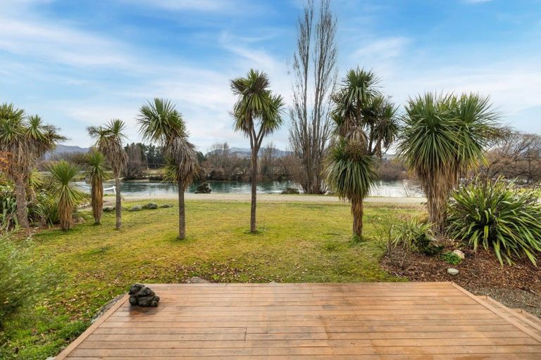 Photo of property in 10 Bridgewater Terrace, Albert Town, Wanaka, 9305