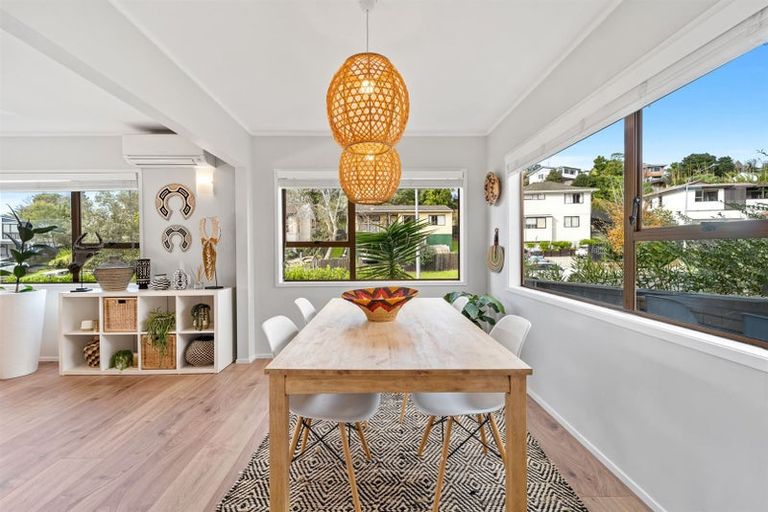 Photo of property in 82 Oaktree Avenue, Browns Bay, Auckland, 0630