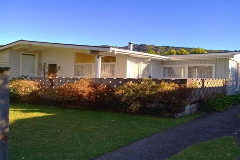 Photo of property in 65 California Drive, Totara Park, Upper Hutt, 5018