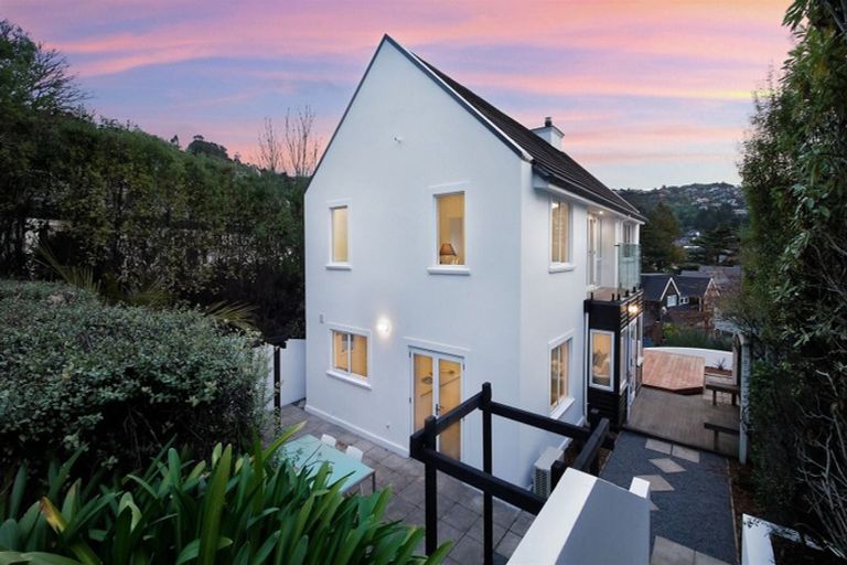 Photo of property in 11a Enticott Place, Huntsbury, Christchurch, 8022