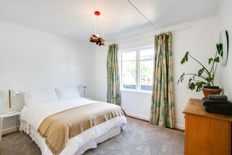 Photo of property in 102 Nelson Crescent, Napier South, Napier, 4110