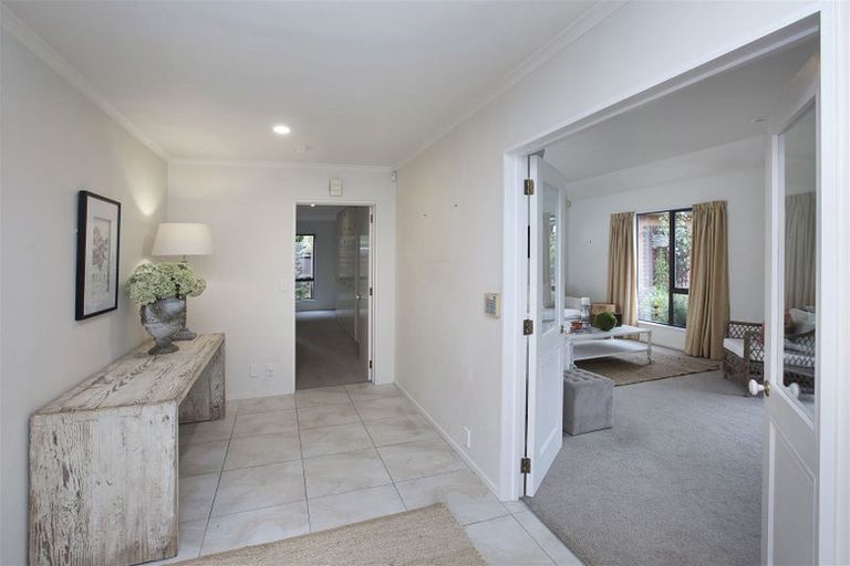 Photo of property in 3 Kelson Lane, Ilam, Christchurch, 8041