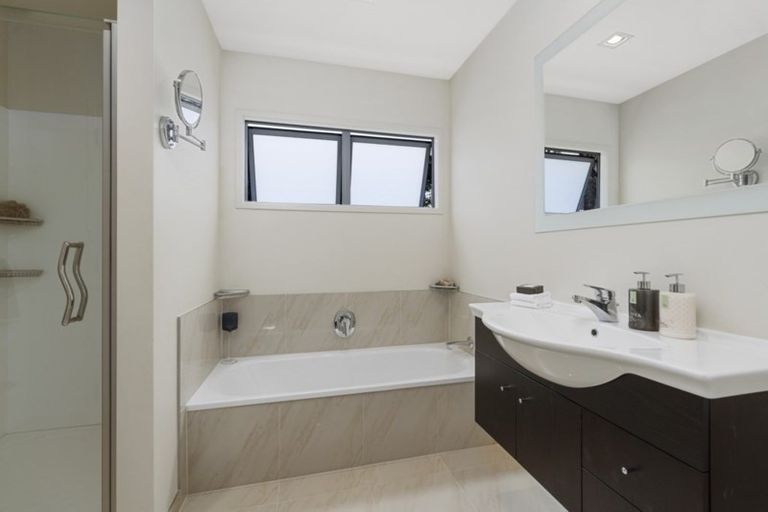 Photo of property in 89a Kowhai Road, Mairangi Bay, Auckland, 0630