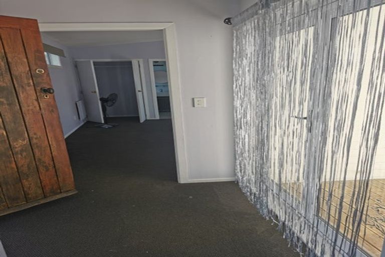 Photo of property in 28 Jutland Street, Waterloo, Lower Hutt, 5011