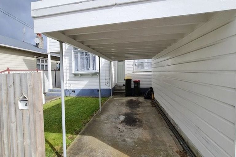 Photo of property in 6 Roxburgh Grove, Petone, Lower Hutt, 5012