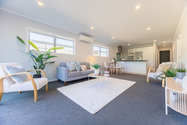 Photo of property in 11 Rotoiti Place, Paraparaumu, 5032