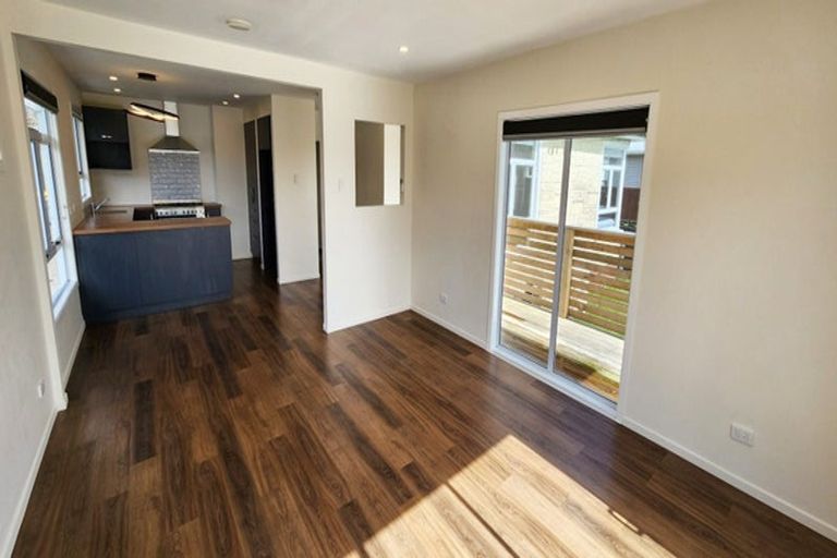 Photo of property in 14 Cowling Road, Hurdon, New Plymouth, 4310