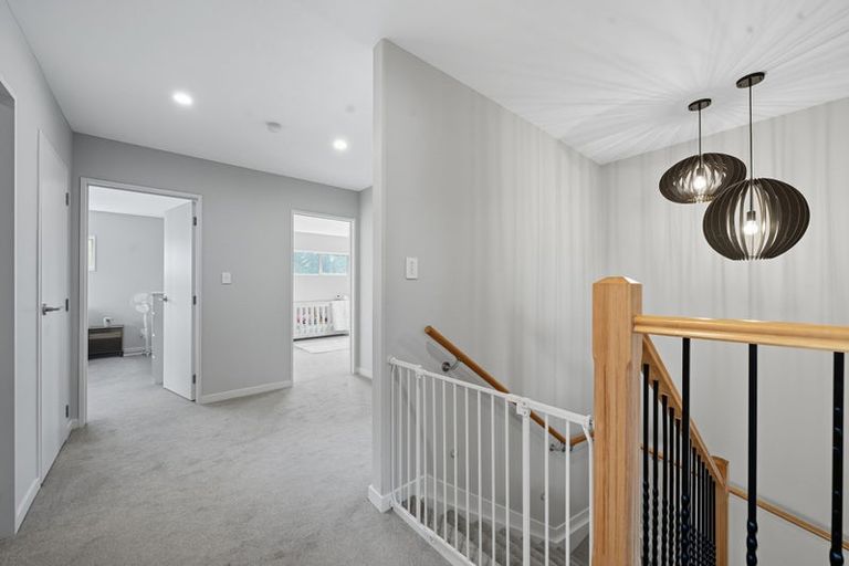 Photo of property in 32b Tirimoana Road, Te Atatu South, Auckland, 0602