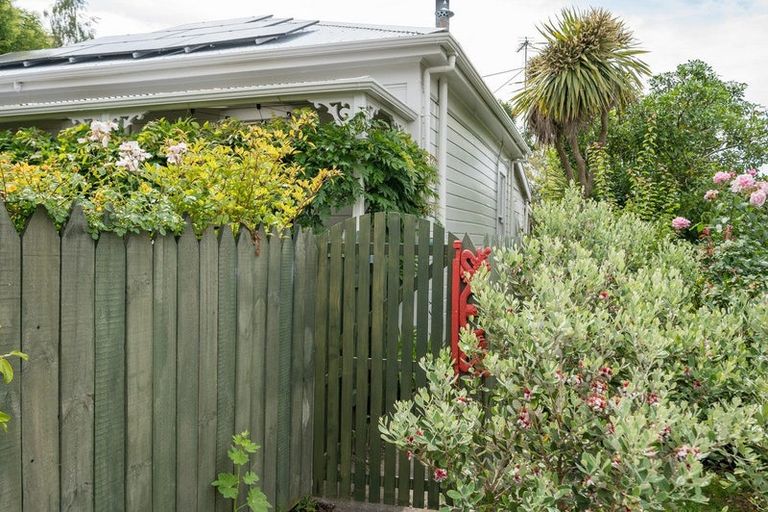 Photo of property in 6 Rentone Street, Stepneyville, Nelson, 7010