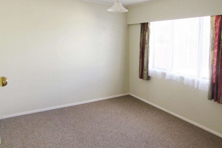 Photo of property in 26 Cosgrave Road, Papakura, 2110