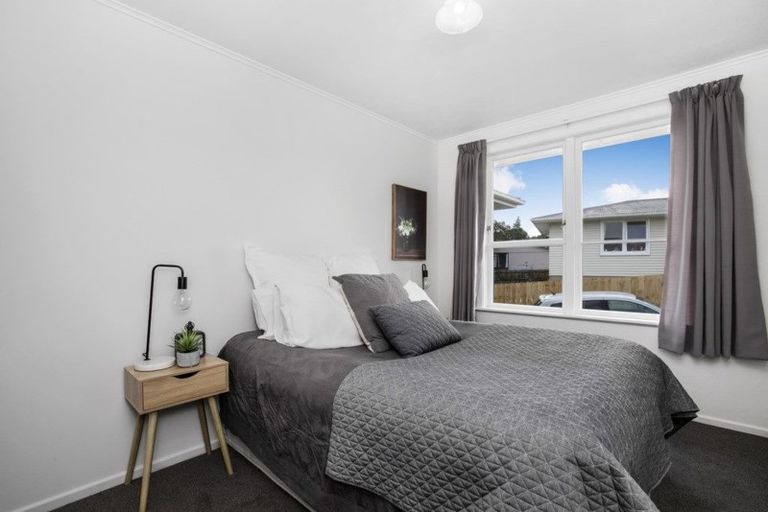 Photo of property in 10 Olive Street, Manurewa, Auckland, 2102